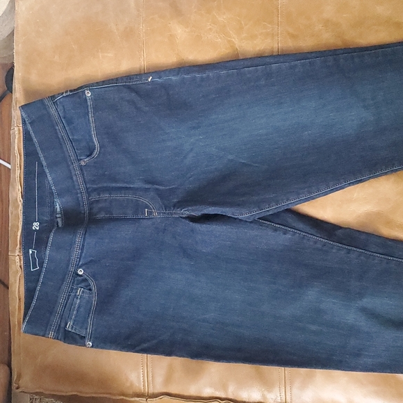Levi's Pull-on Jeggins - Picture 6 of 6